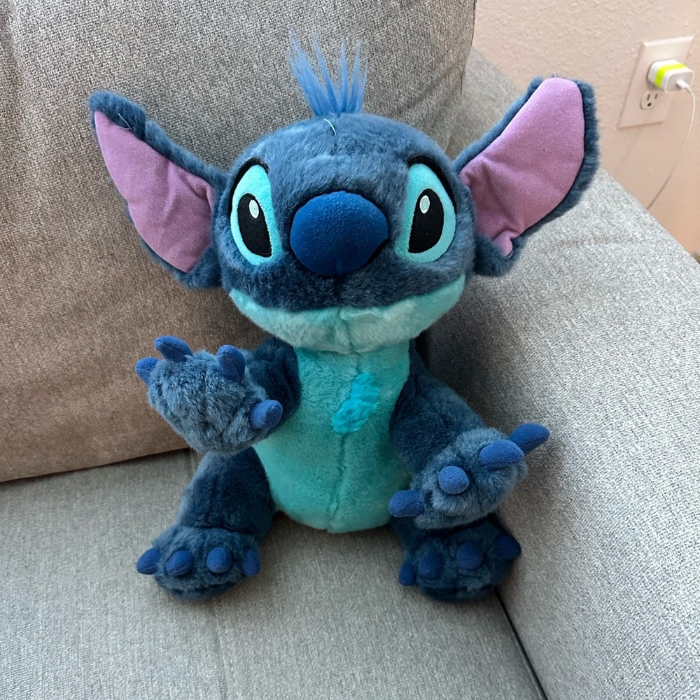 Stitch. Plush. Clean and medium sized.